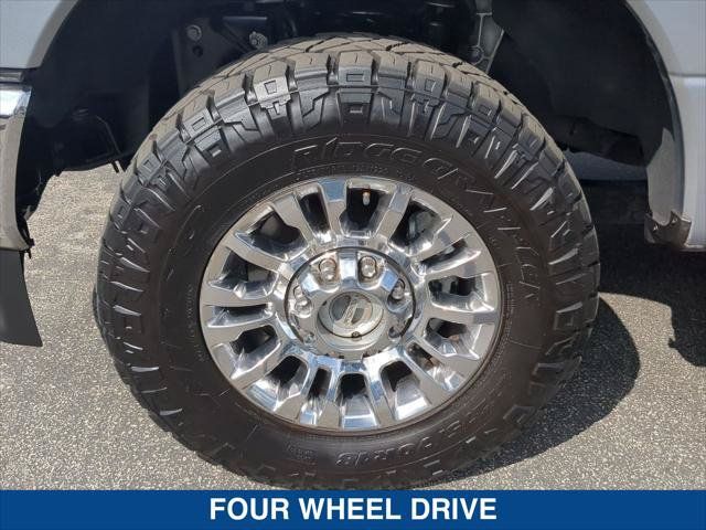 Used 2022 Ford F250 XLT w/ XLT Premium Package AWD/4WD image 9