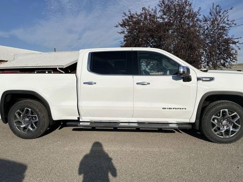 New 2026 GMC Sierra 1500 SLT w/ SLT Premium Plus Package AWD/4WD image 25