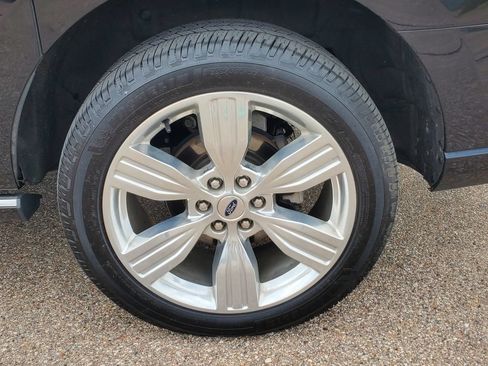 Certified 2023 Ford Expedition Max Platinum AWD/4WD image 7