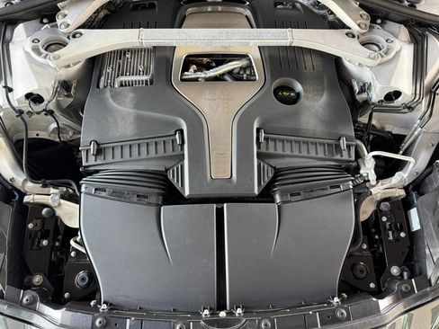 Used 2022 Aston Martin DBX image 38