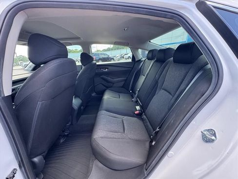 Used 2024 Honda Accord EX image 11