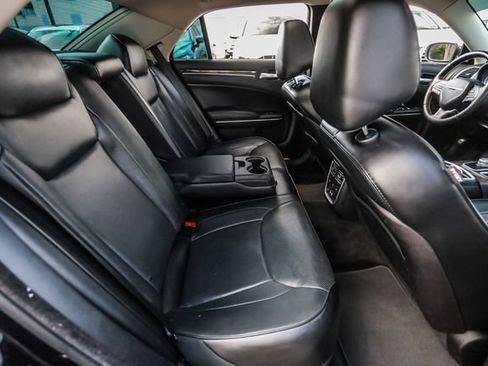 Used 2015 Chrysler 300 C RWD image 62