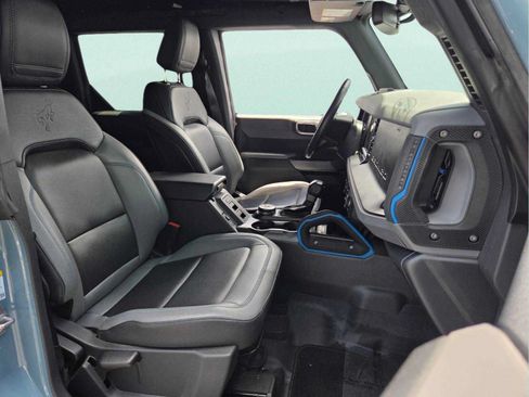 Used 2023 Ford Bronco Black Diamond AWD/4WD image 20