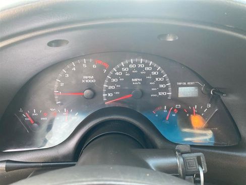 Used 2000 Chevrolet Camaro LT w/ Sport Appearance Pkg image 10