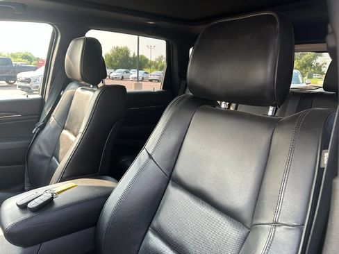 Used 2020 Jeep Grand Cherokee High Altitude AWD/4WD image 3