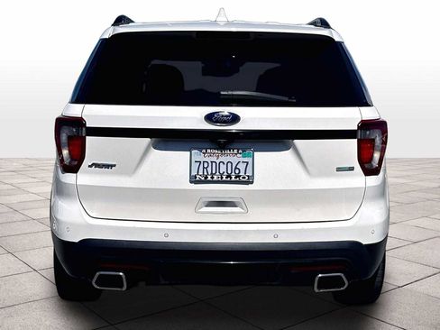 Used 2016 Ford Explorer Sport w/ Equipment Group 401A AWD/4WD image 7