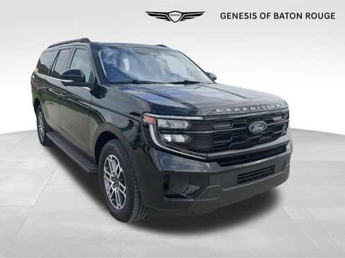 Used 2025 Ford Expedition Max Active RWD image 1