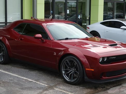 Used 2020 Dodge Challenger R/T Scat Pack image 2