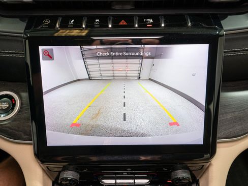 Used 2021 Jeep Grand Cherokee L Limited w/ Trailer Tow Group (B) AWD/4WD image 23