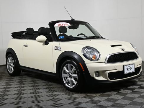 Used 2015 MINI Cooper S image 15