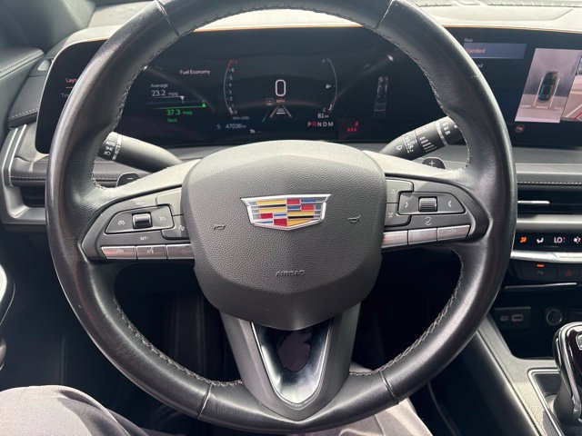Used 2025 Cadillac XT4 Premium Luxury FWD image 11