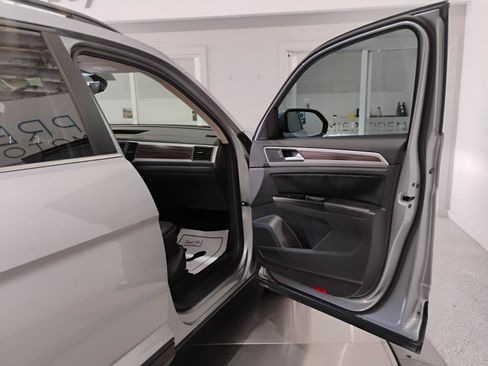 Used 2021 Volkswagen Atlas SE FWD image 78