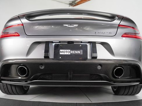 Used 2017 Aston Martin Vanquish Coupe image 25