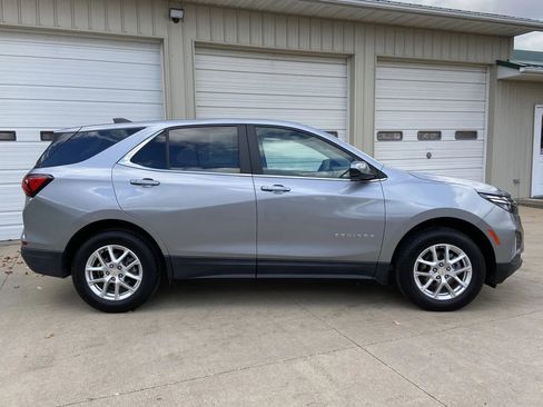 Used 2024 Chevrolet Equinox LT image 7