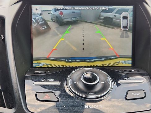 Used 2017 Ford Escape Titanium FWD image 15