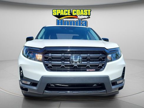 Used 2024 Honda Ridgeline Sport image 2