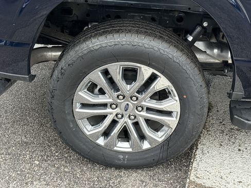 New 2025 Ford F150 Lariat w/ Equipment Group 502A High image 7