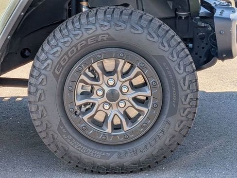 Certified 2021 Jeep Wrangler Unlimited Rubicon w/ Dual Top Group AWD/4WD image 33