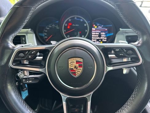 Used 2015 Porsche Macan Turbo AWD/4WD image 16