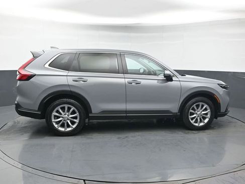 Used 2025 Honda CR-V EX image 6