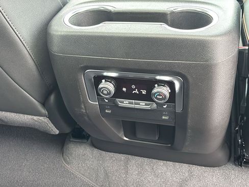 New 2026 GMC Yukon XL AT4 w/ AT4 Premium Package AWD/4WD image 28