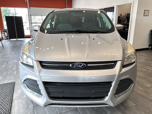 Used 2015 Ford Escape SE FWD image 3