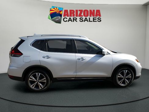 Used 2018 Nissan Rogue SL image 7
