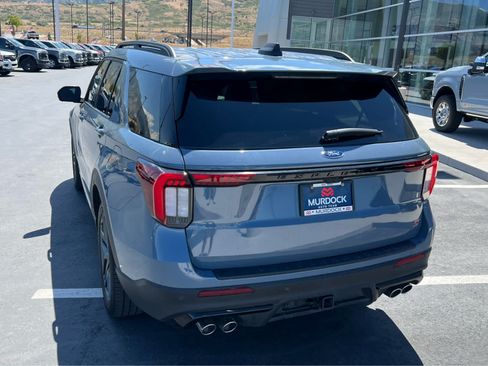 Used 2025 Ford Explorer ST w/ Sun And Sound Package AWD/4WD image 6