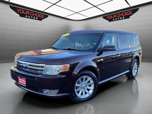 Used 2009 Ford Flex SEL image 1