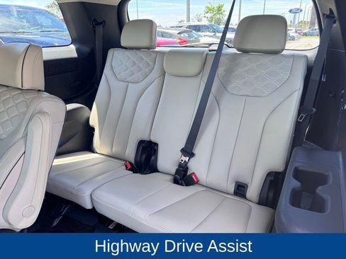 Used 2021 Hyundai Palisade Limited FWD image 14