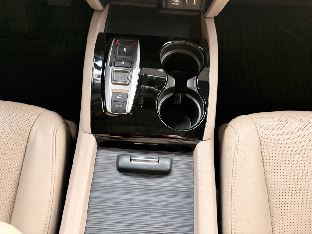 Used 2016 Honda Pilot Elite image 29