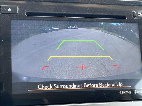 Used 2017 Subaru Outback 2.5i Premium AWD/4WD image 18