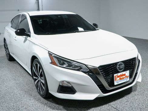 Used 2021 Nissan Altima 2.5 SR FWD image 5