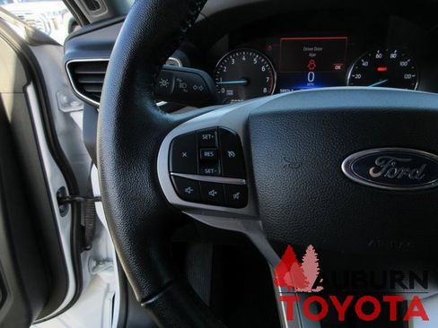 Used 2023 Ford Explorer XLT w/ Equipment Group 202A image 16