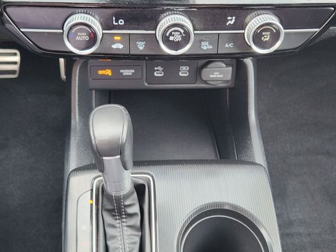 Certified 2025 Honda Civic Sport image 18