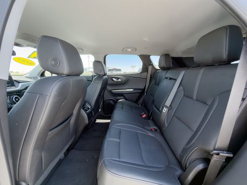Used 2024 Chevrolet Blazer LT AWD/4WD image 13