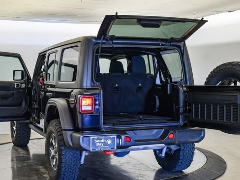 Used 2022 Jeep Wrangler Unlimited Rubicon image 31