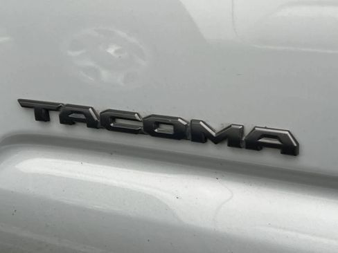 Certified 2020 Toyota Tacoma TRD Sport image 7