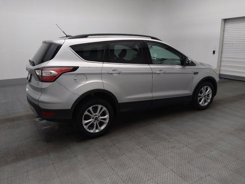 Used 2018 Ford Escape SE image 10