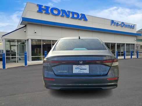 Used 2025 Honda Accord SE image 5
