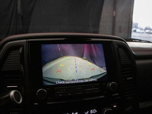 Used 2024 Nissan Titan PRO-4X w/ Off Road Protection Package image 33