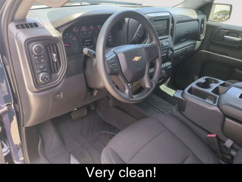Used 2020 Chevrolet Silverado 1500 Custom w/ Custom Value Package AWD/4WD image 2