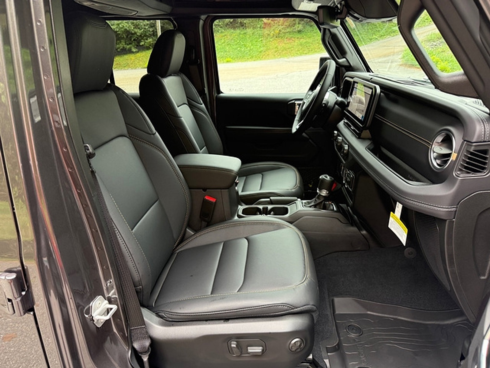New 2027 Jeep Wrangler Unlimited Sahara AWD/4WD image 19