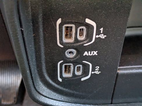 Used 2024 RAM 3500 Big Horn image 18