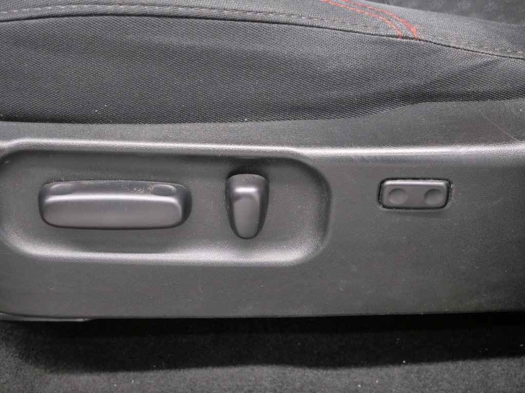 Used 2021 Toyota Tacoma SR5 AWD/4WD image 19