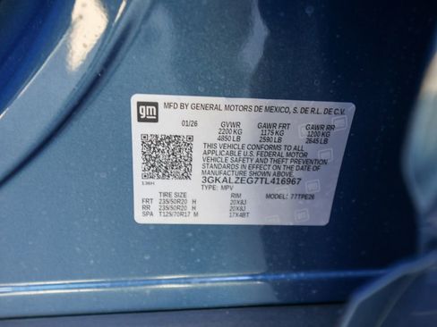 New 2026 GMC Terrain Denali w/ LPO, Floor Liner Package image 40