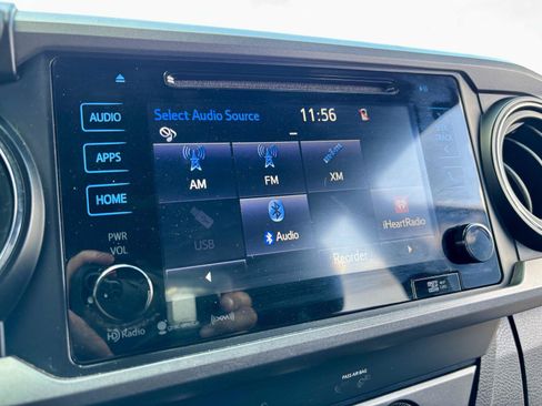 Used 2019 Toyota Tacoma TRD Off-Road AWD/4WD image 14