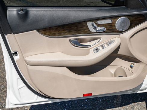 Used 2018 Mercedes-Benz C 300 Sedan image 19