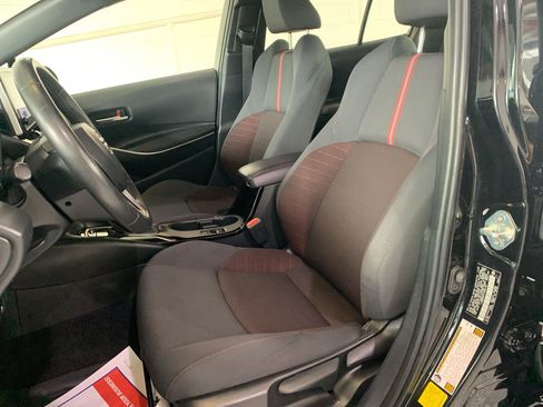 Used 2023 Toyota Corolla SE w/ SE Package AWD/4WD image 12