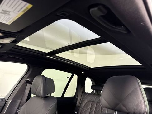 Used 2026 BMW X5 M60i image 18
